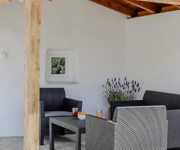 The Olive House * Néa Péramos